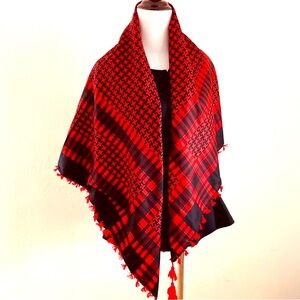 Scarf Shawl Tassels Red Black Square 
Checkered Wrap